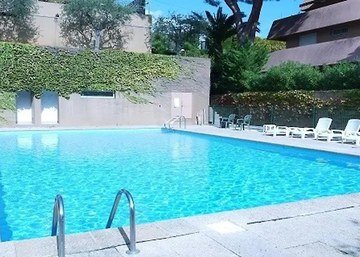 Azurelle